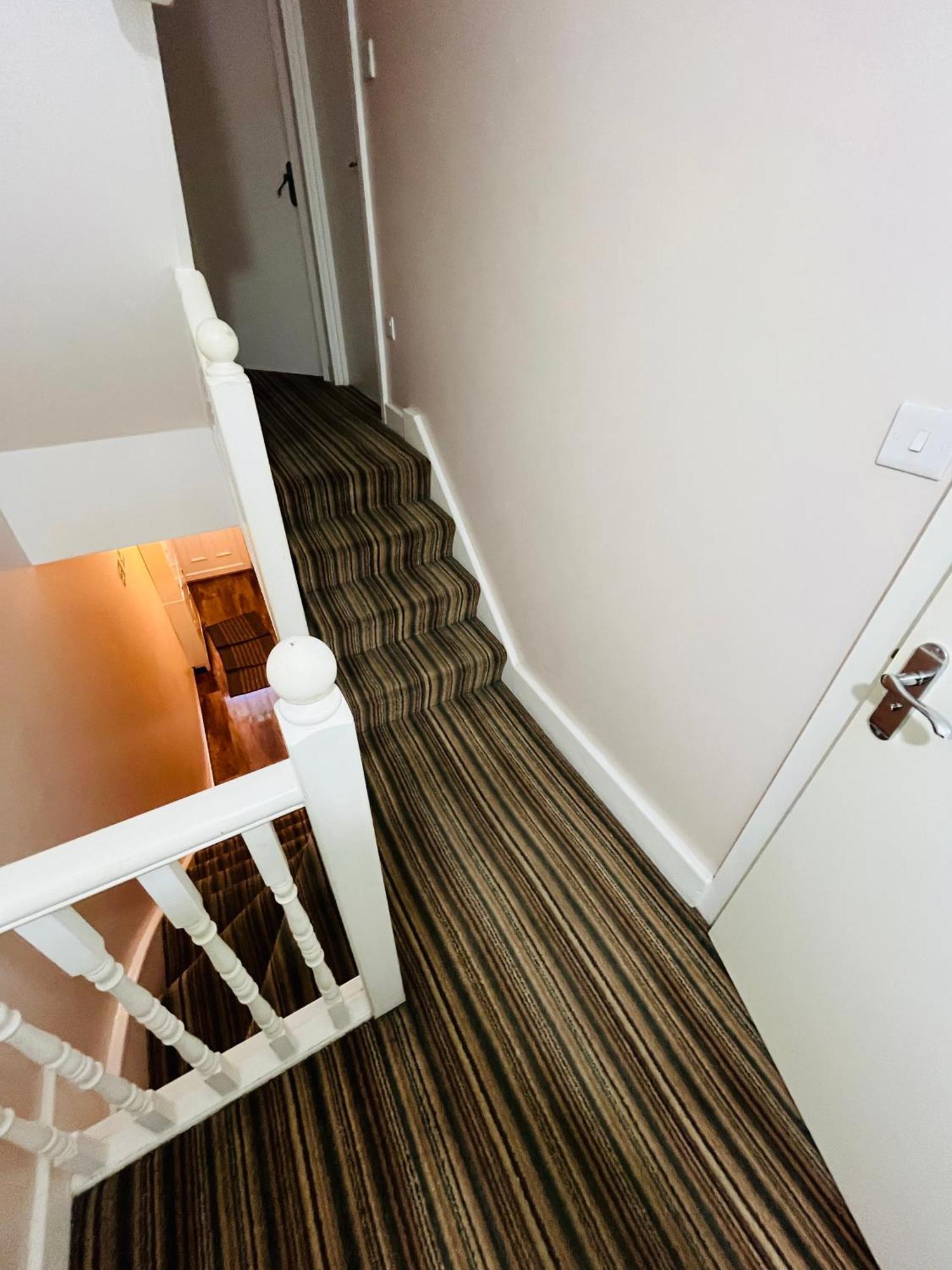 Double In Attractive Modern Victorian House Homestay London